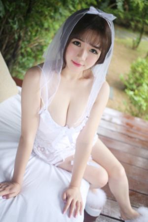年轻后母