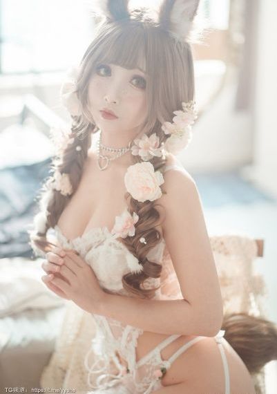 年轻的小姨子hd